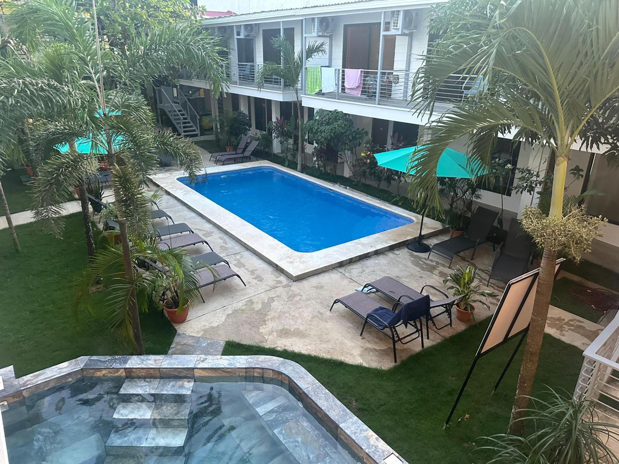Wide Mouth Frog Quepos Hostel Manuel Antonio Exterior foto